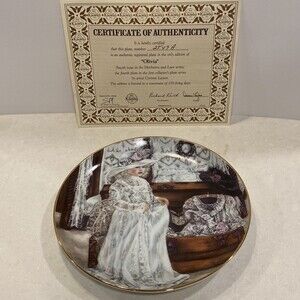 Heirlooms & Lace “Olivia” Collector’s #4 Plate in Series By Corinne Layton 2549A